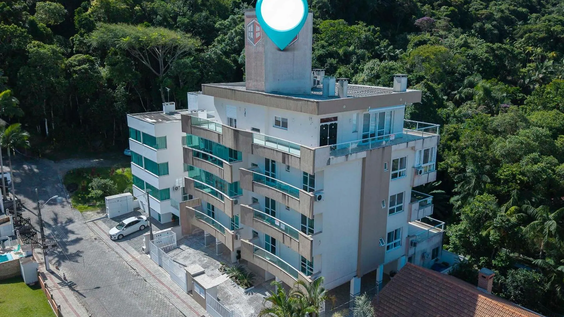 Apartamento A 150 Metros Da Praia Bombinhas Com 110M2 Natureza E Praia Juntos Apt Completo Pra Toda Familia Com Elevador #Uma Verdadeira Experiencia# 0*,  Brazilië